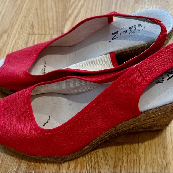 Bright red high heel espadrilles, great quality - Picture 2 of 3